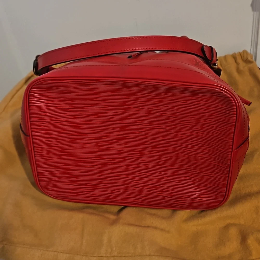 Vintage Louis Vuitton Noe GM in Red Epi Leather with wool dust bag - Picture 7 of 14